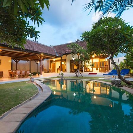 Bali Royal Heritage Villa سمينياك المظهر الخارجي الصورة