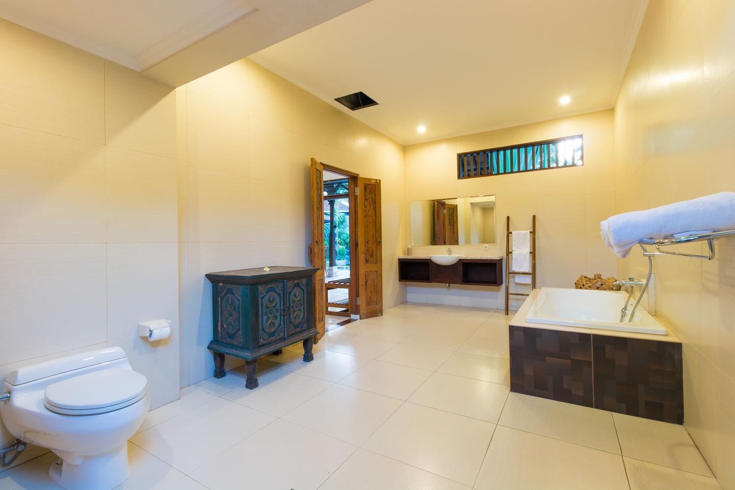 Bali Royal Heritage Villa سمينياك المظهر الخارجي الصورة