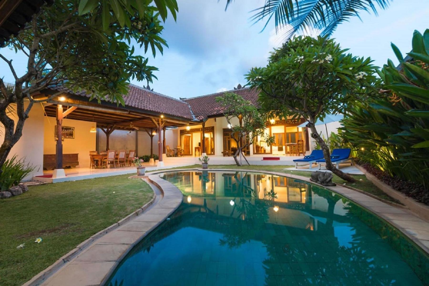 Bali Royal Heritage Villa سمينياك المظهر الخارجي الصورة